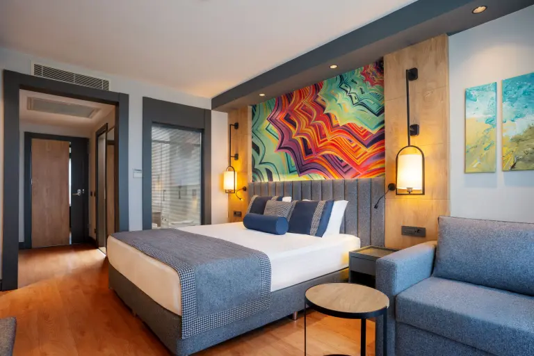 Standart Yandan Deniz Manzaralı Oda